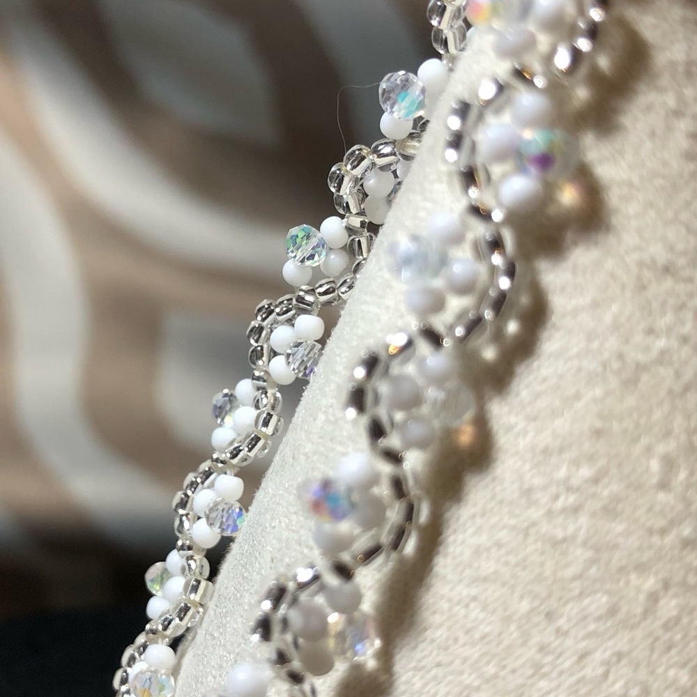 Silver Crystal Sparkle White Beaded Bracelet Fashion minimalist NEW - Picture 4 of 8